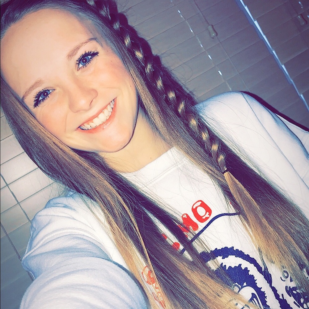 Meet your Posher, Kacie